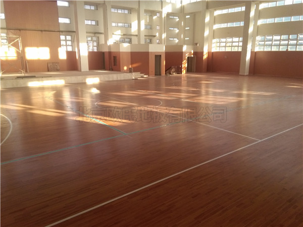运动木地板--温州瓯海区外国语学校初中分校成功案例